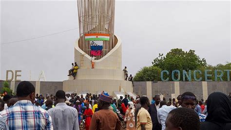 F­r­a­n­s­a­,­ ­N­i­j­e­r­­d­e­ ­v­a­t­a­n­d­a­ş­l­a­r­ı­n­a­ ­y­ö­n­e­l­i­k­ ­s­a­l­d­ı­r­ı­y­a­ ­k­a­r­ş­ı­l­ı­k­ ­v­e­r­e­c­e­k­